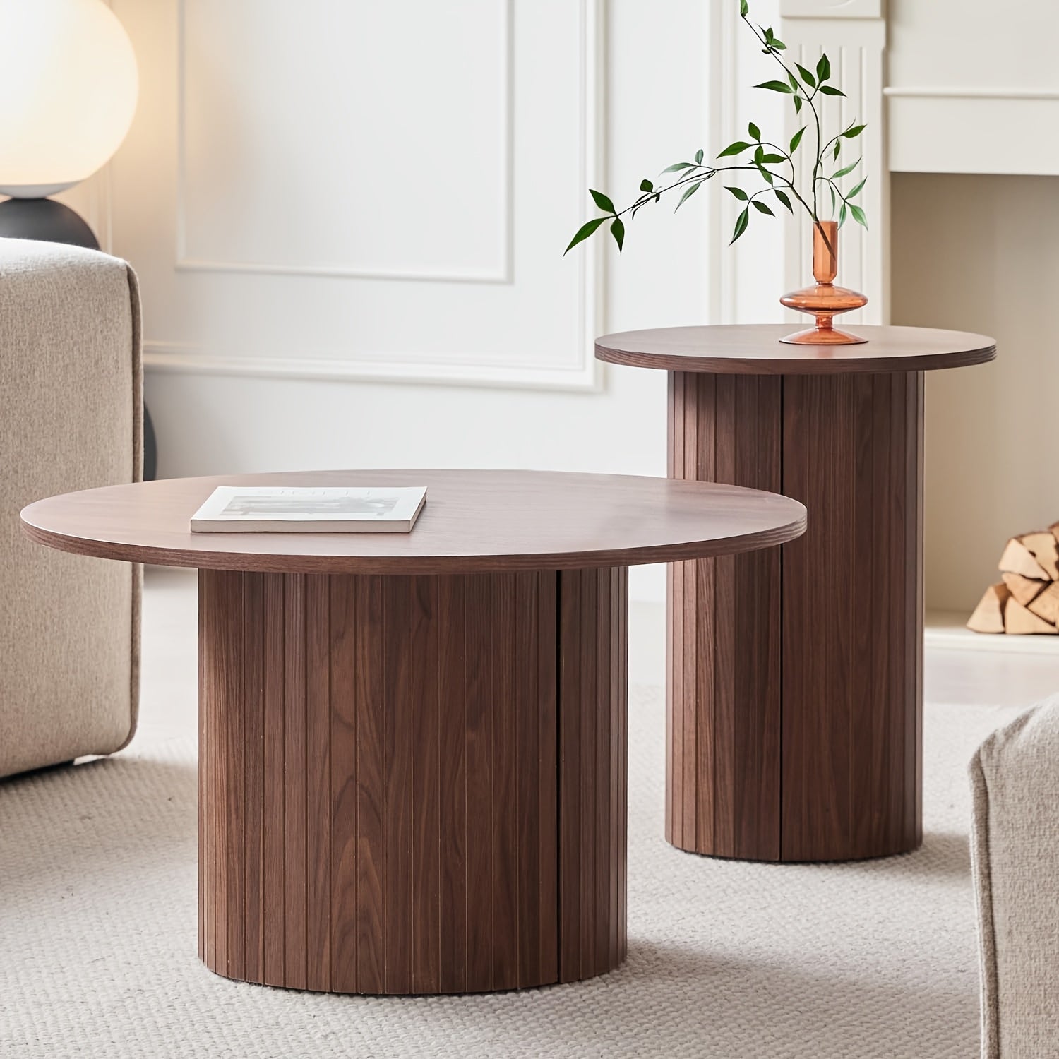 Set of 2 Round Nesting Coffee Tables, Bohemian Wooden Circular Side Table with Fluted Design, Rustic End Table for Living Room Or Bedroom, Ideal for Apartments
